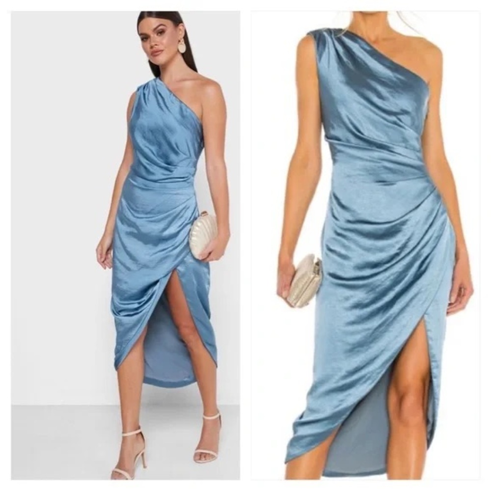 Elliatt Blue Asymmetrical Ruched Cocktail Dress